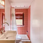 Casa Vermella * Orriols