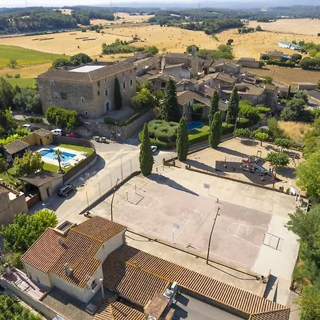 Casa Vermella Orriols