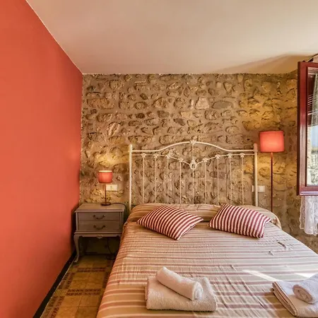 Holiday home Casa Vermella