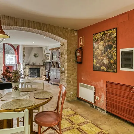 Casa Vermella Orriols