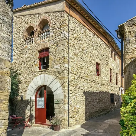 Casa Vermella Holiday home *