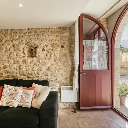 Casa Vermella * Orriols