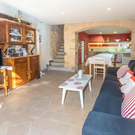 Casa Vermella Feriehus Orriols