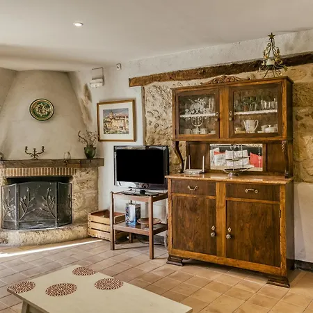 Casa Vermella *
