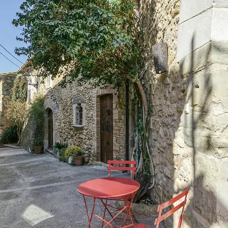 Casa Vermella Holiday home Orriols